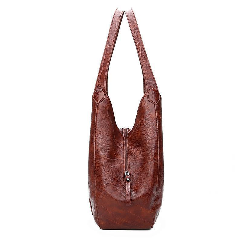 Penelope Charm | Retro Tote Bag