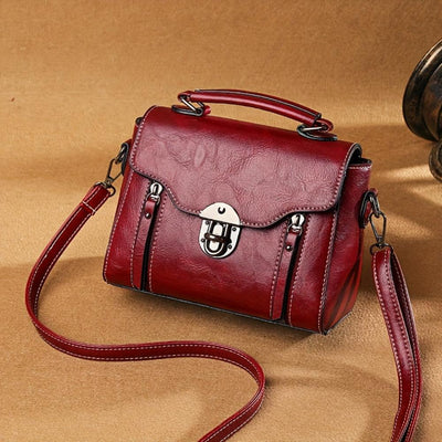 Zoe Vintage Charm | Timeless Flap Handbag
