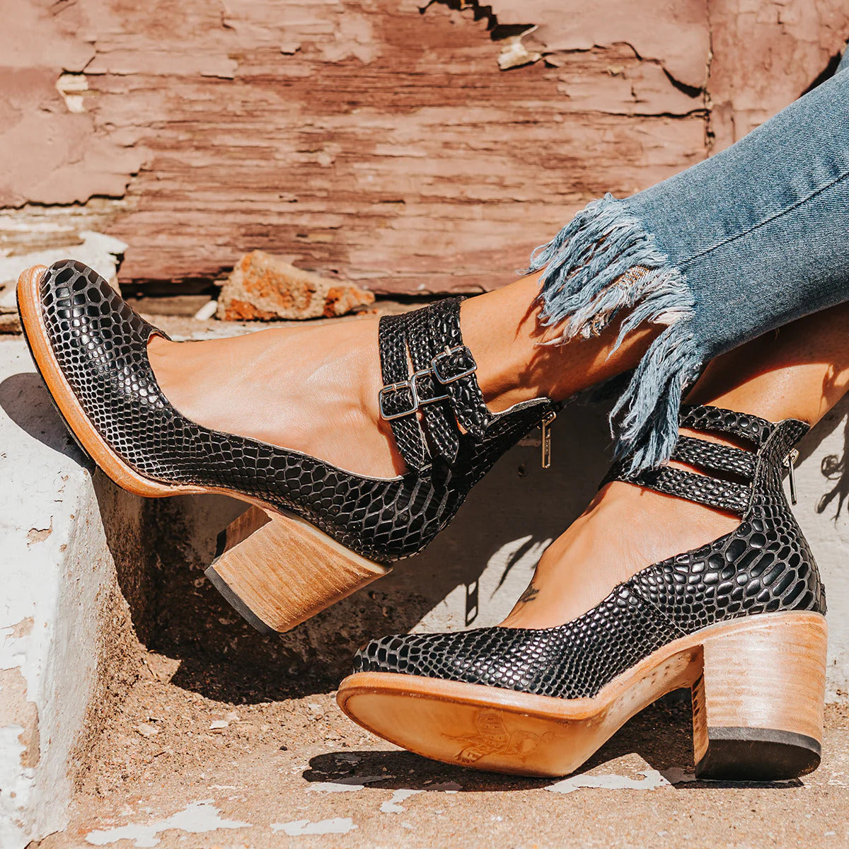 Ginevra | Heels with Straps and Wide Heel