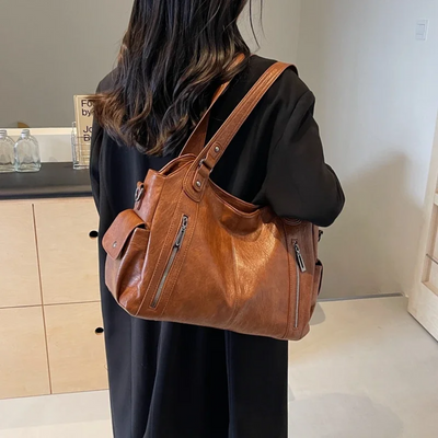 Scarlett Grace | Chic Shoulder Bag