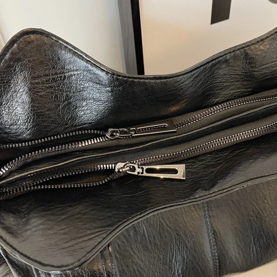 Scarlett Grace | Chic Shoulder Bag