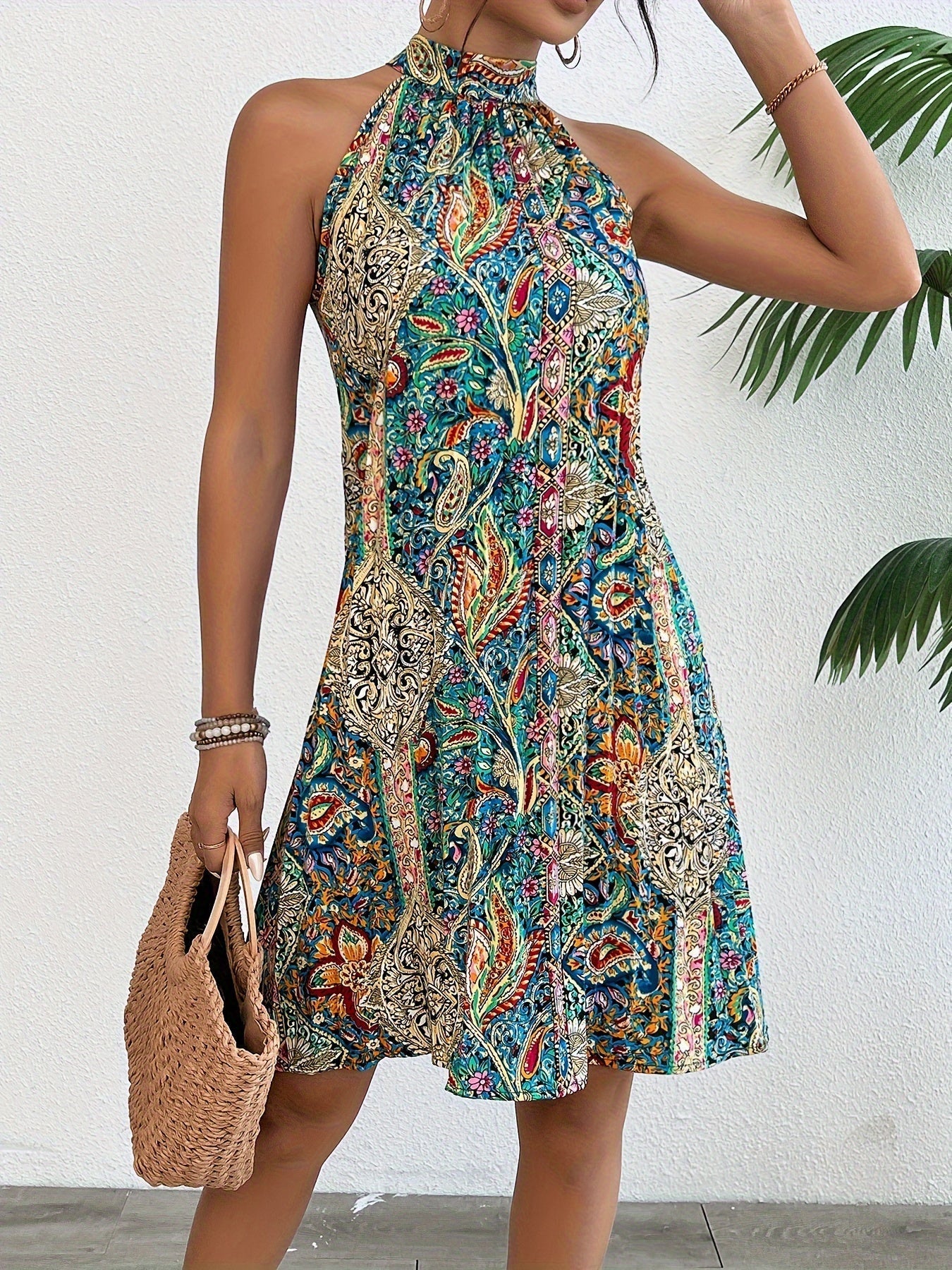 Lila | Chic Halterneck Dress