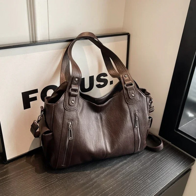 Scarlett Grace | Chic Shoulder Bag