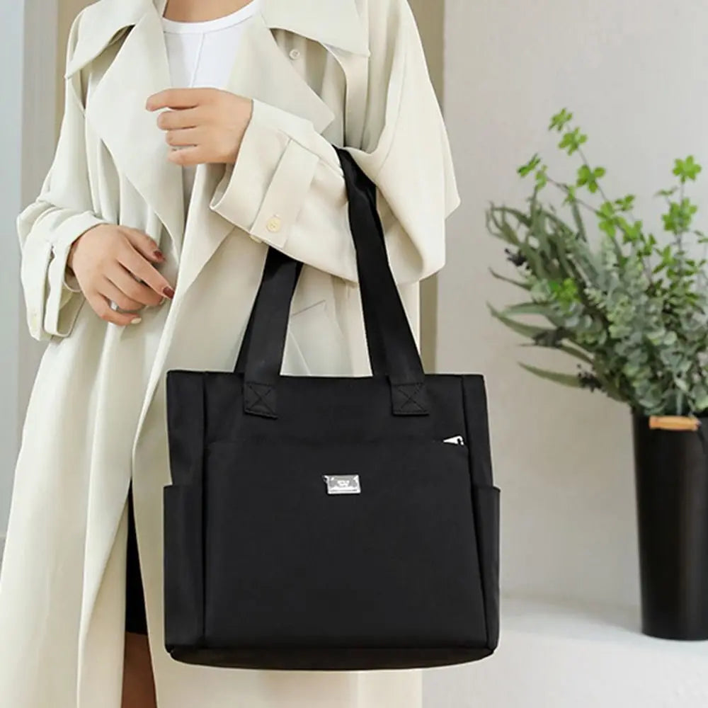 Harper | Spacious Waterproof Shoulder Bag
