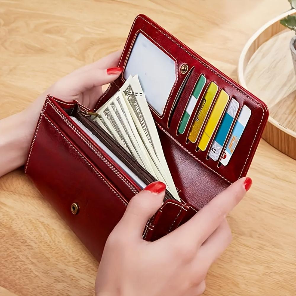 Jessica Luxe | Elegant Bifold Wallet