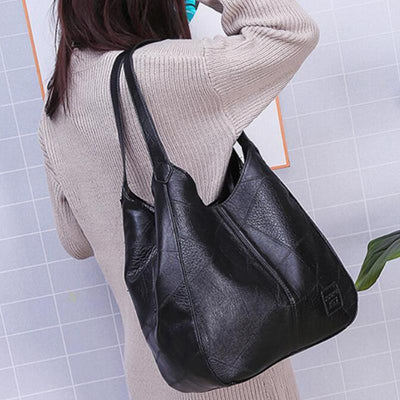 Penelope Charm | Retro Tote Bag