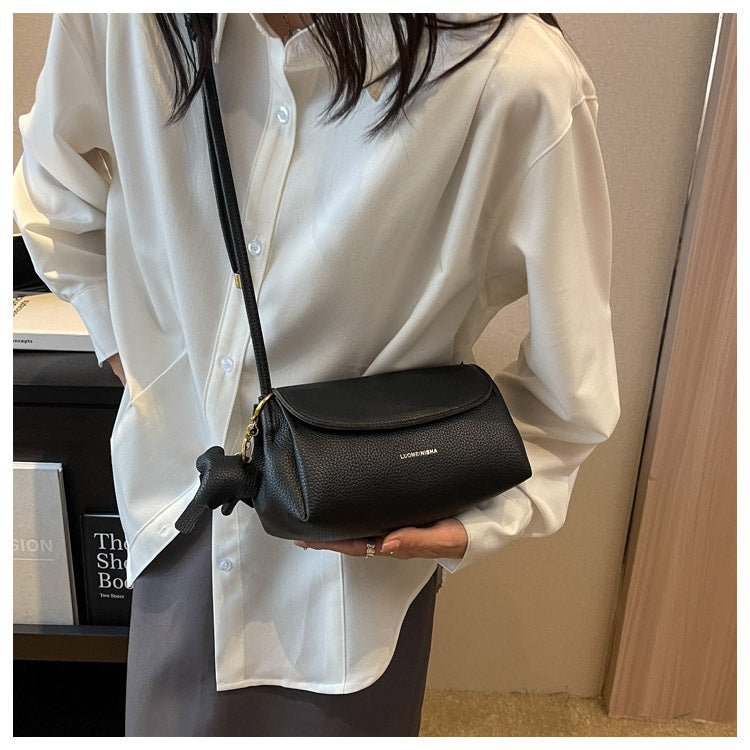 Avery Vintage Charm | Chic Handbag