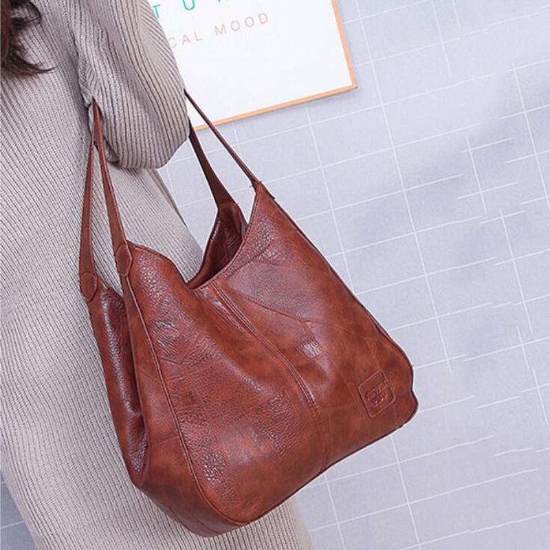 Penelope Charm | Retro Tote Bag