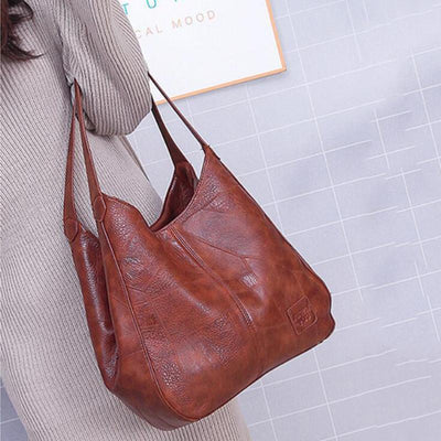 Penelope Charm | Retro Tote Bag