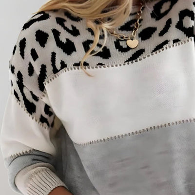 Laura | Casual Sweater with Leopard Design