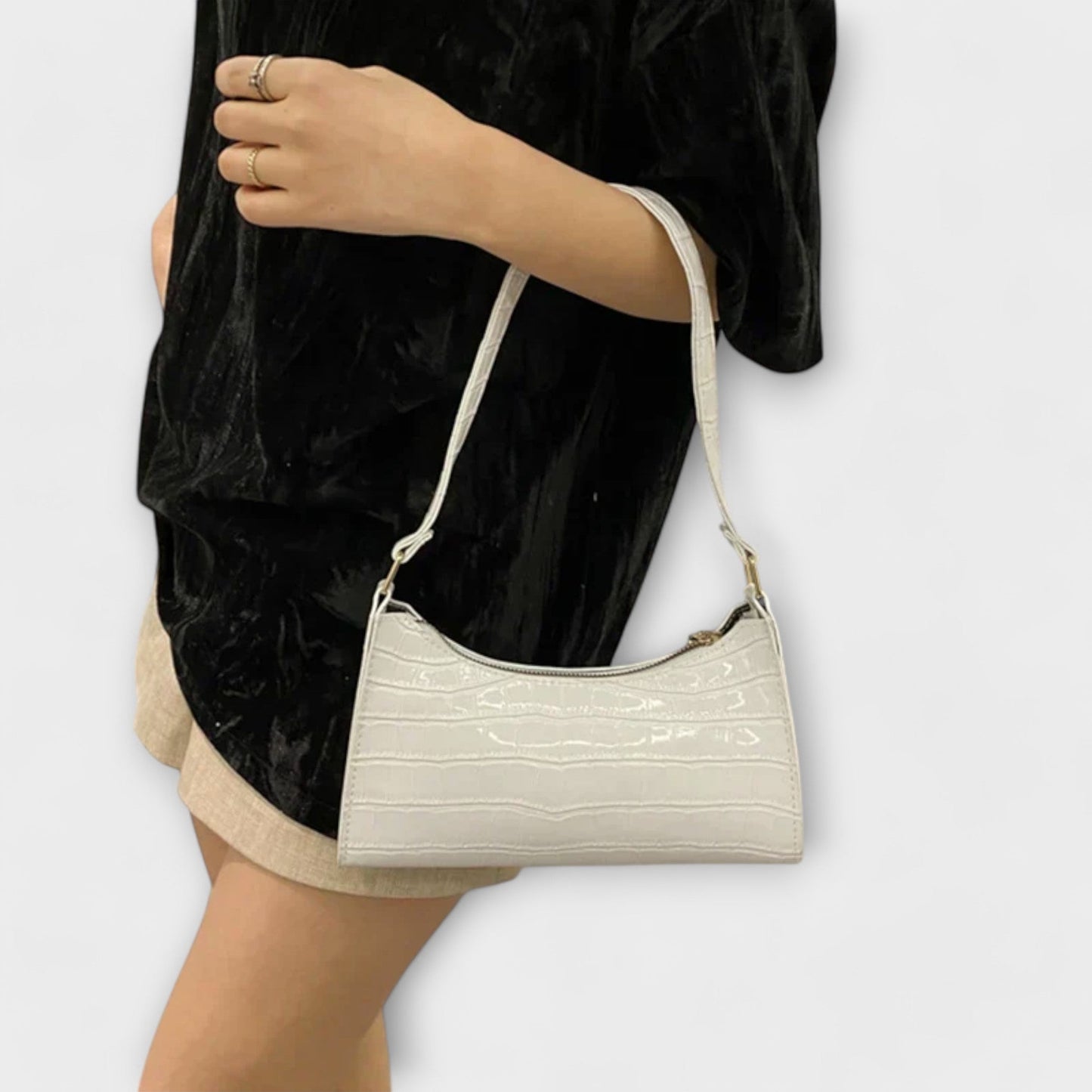 Ava - Shiny Leather Bag