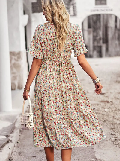 Layla | Chic V-Neck Floral Dress