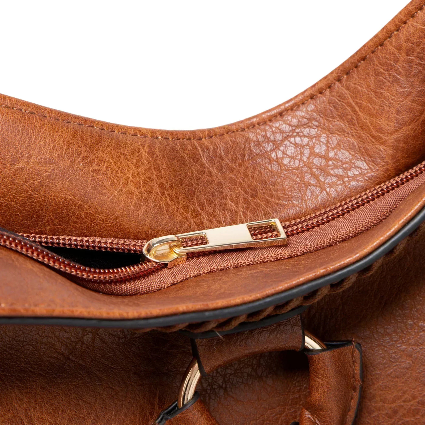 Avery Timeless Charm | Vintage Shoulder Bag