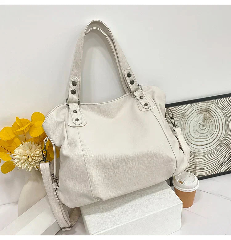 Riley Chic | Shoulder Bag