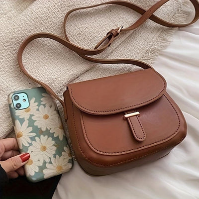 Sophia Vintage Charm | Chic Saddle Crossbody Bag