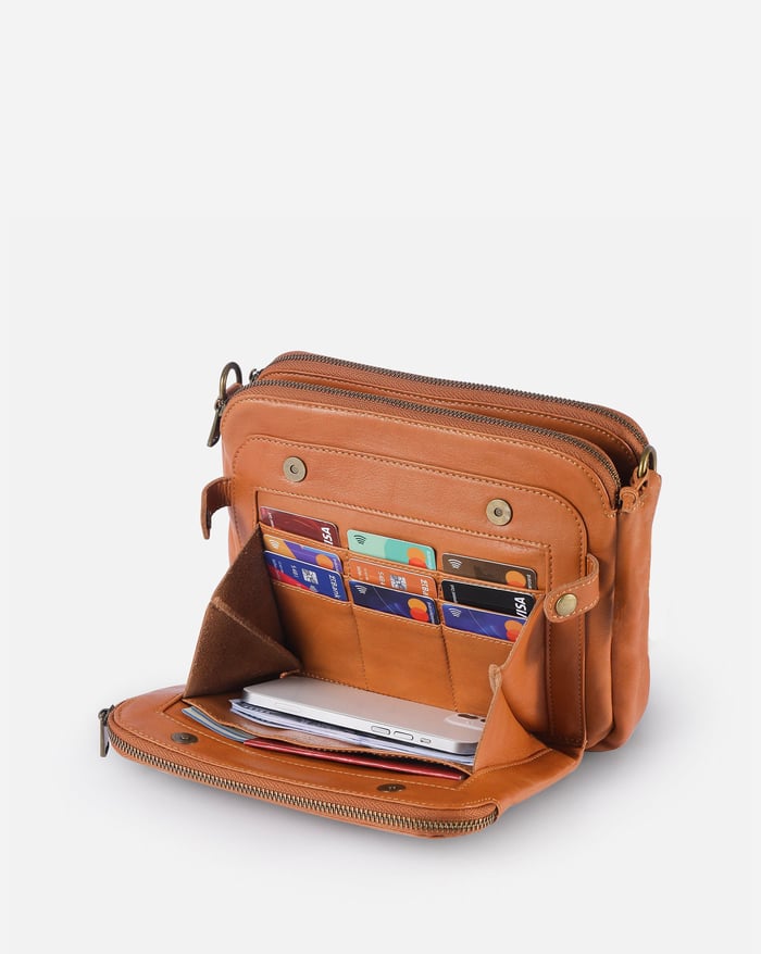 Aria Classic Shoulder Bag | Masterpiece Edition
