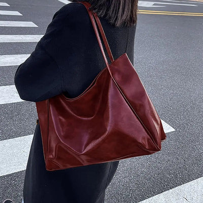 Sophia | Vintage Charm Shoulder Bag | Elegant Design