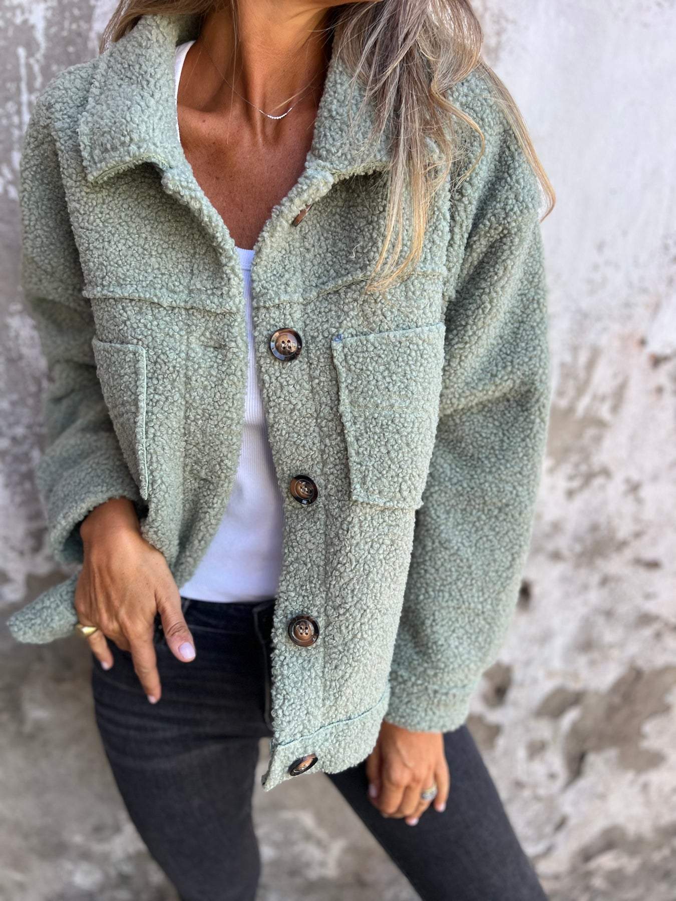 Ami | Stylish Autumn Coat