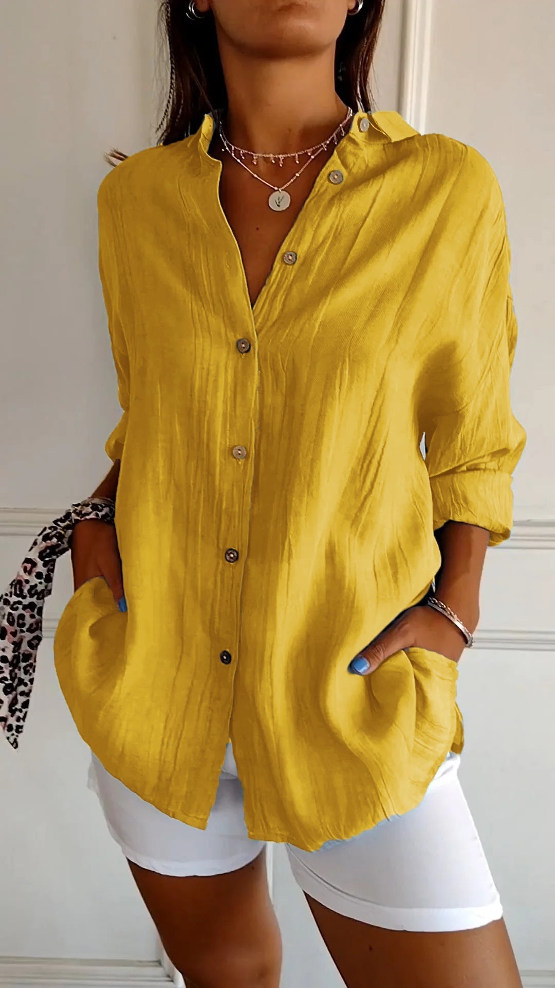 Clara | Chic Solid Color Blouse